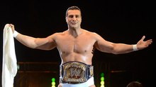 Alberto 'El Patrón' del Río deja la lucha libre y debutará como boxeador