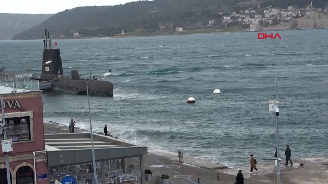 Fırtına engeli: Çanakkale Boğazı çift yönlü trafiğe kapatıldı!