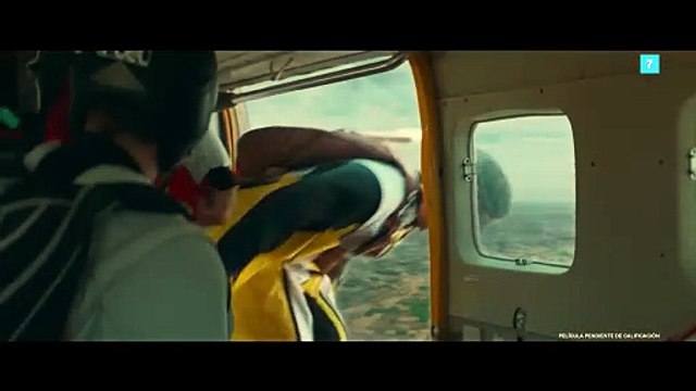 Tráiler de La fiera con Miguel Ángel Silvestre, Carlos Santos y Miguel Bernardeau.