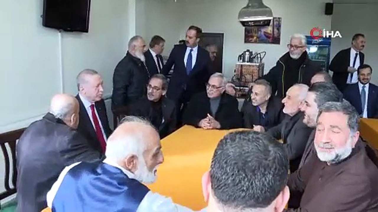 Cumhurbaşkanı Erdoğan spor kulübünü ziyaret etti