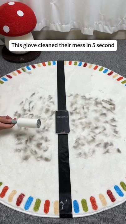 Pet parents NEED this 🔥Removes loose hair while you pet ❤️Easy • Reusable • EffectiveDon’t think twice 😍👉 Buy now from our store