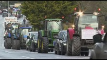 Migliaia di agricoltori protestano in Irlanda contro accordo UE-Mercosur