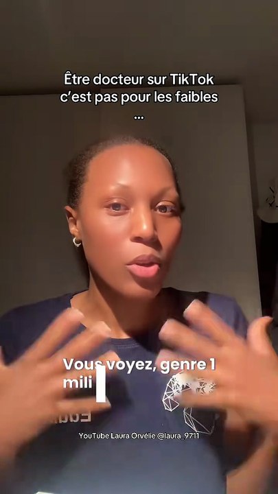 Mes collègues m'ont trouvée sur les réseaux sociaux ...