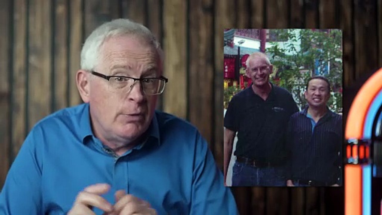 How to Make $10,000 While Still Going to School (Stupid Simple)