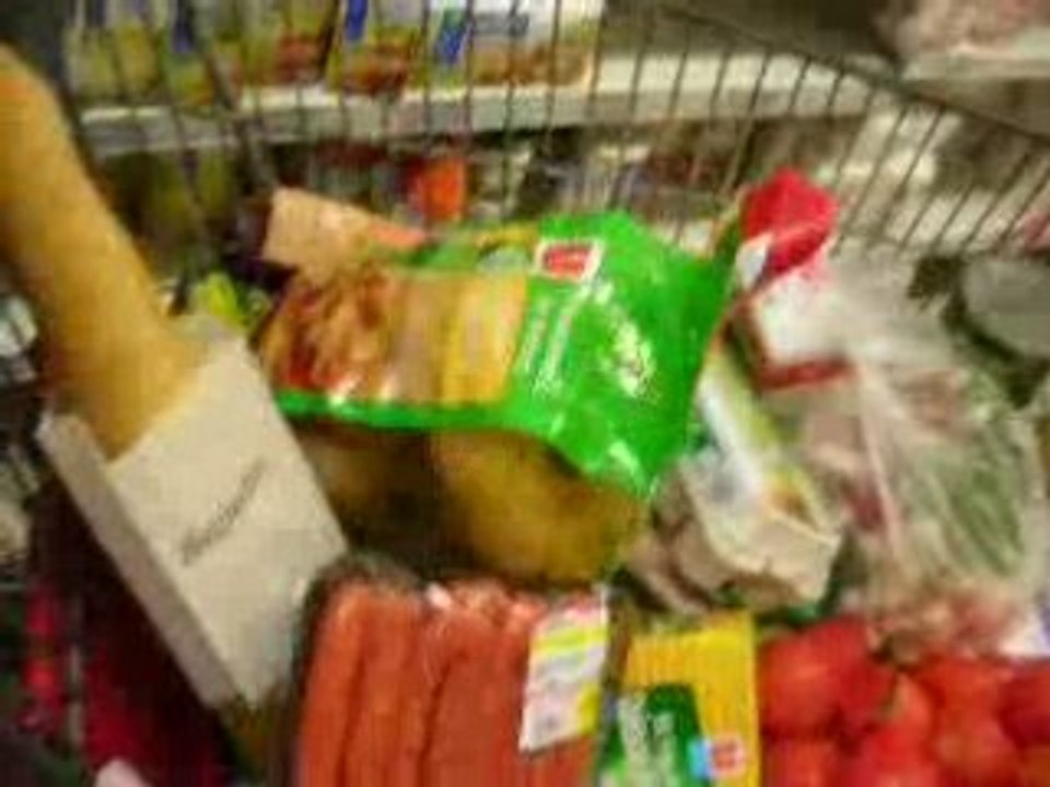 visite du superU de Méssanges-plage avec le bungalow d'or