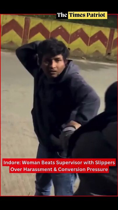 Indore: Woman Beats Supervisor with Slippers Over Harassment & Conversion Pressure | Bajrang Dal Intervenes