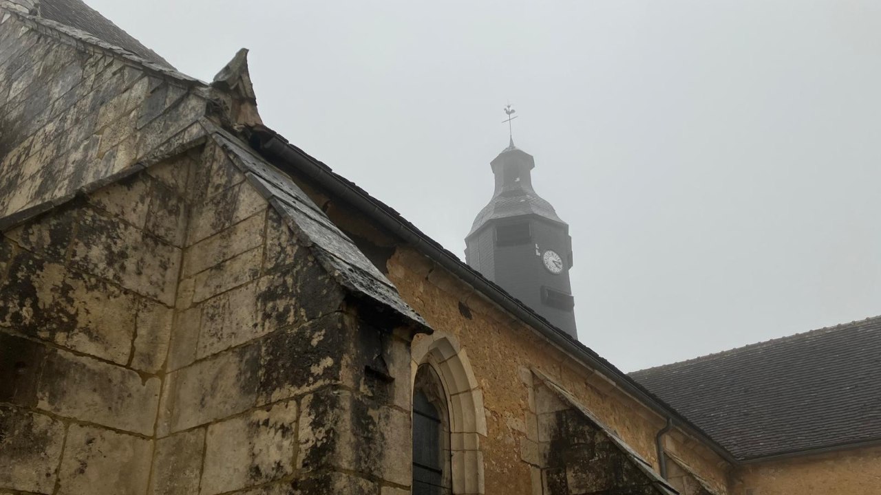 Le village de Lainsecq veut sauver le clocher de son église !