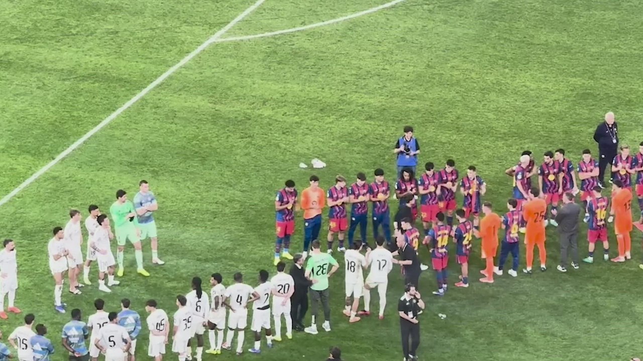 La frialdad de Lamine Yamal con Carvajal cuando le fue a saludar