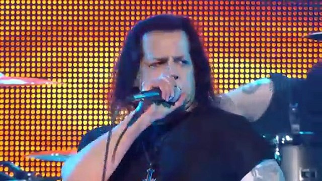 Revolver Golden Gods 2013 - Danzig - Death Comes Ripping (Misfits song)