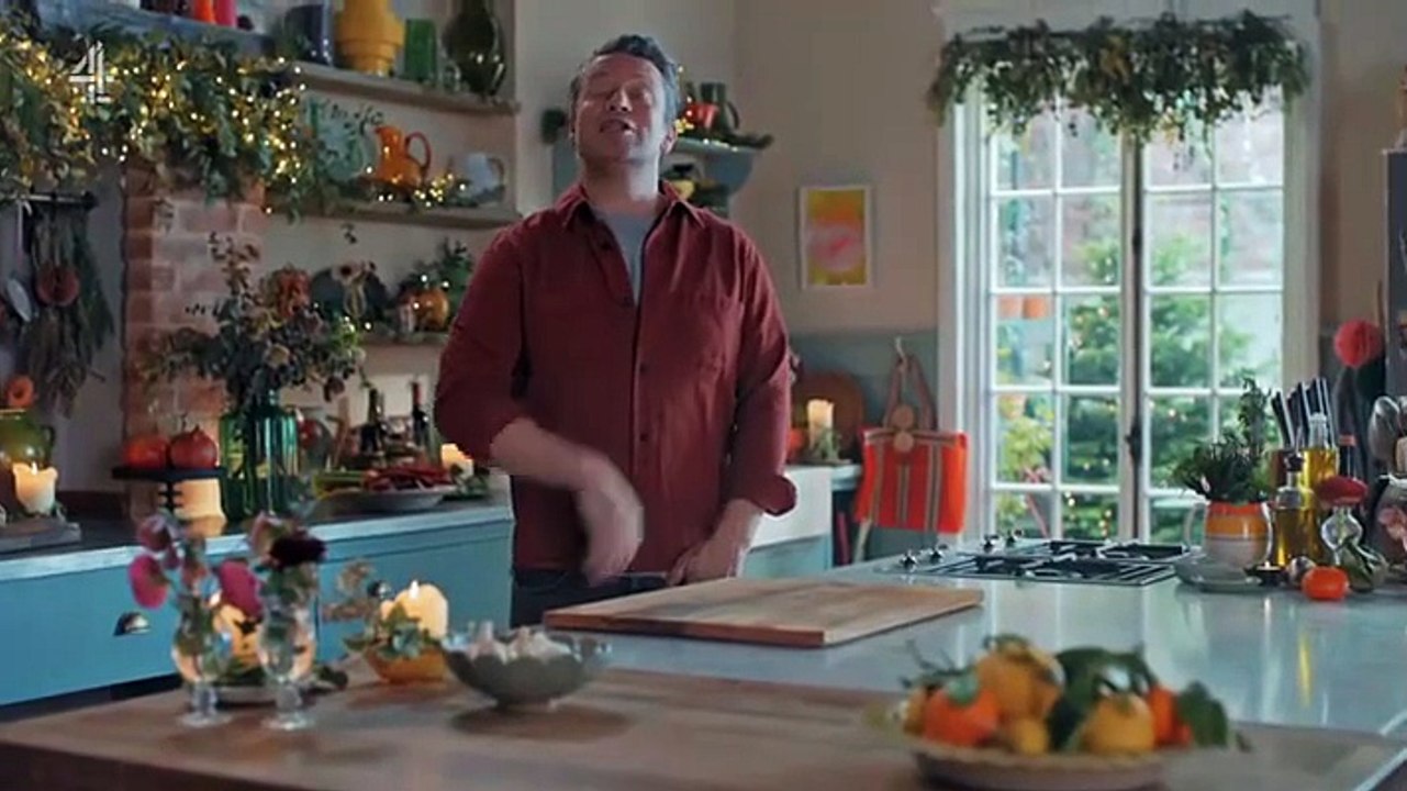 Jamie's Cook-Ahead Christmas - Season 1 Episode 1