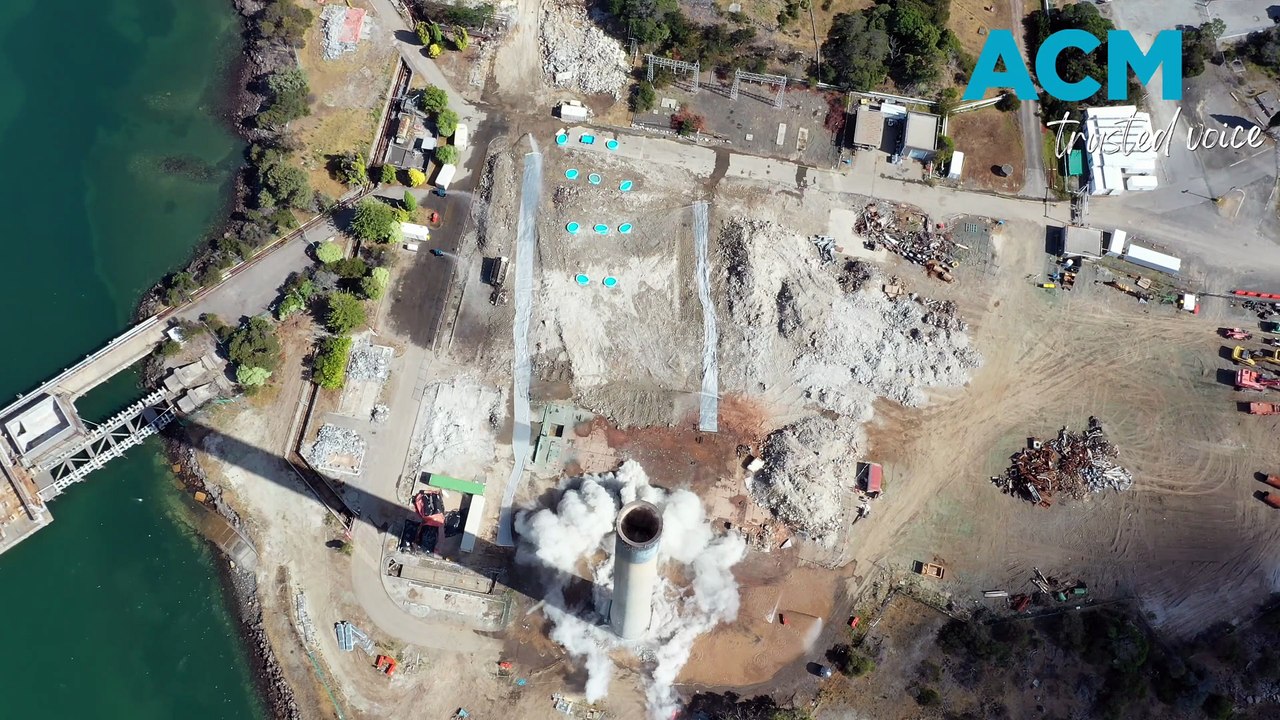 Bell Bay Power Station stack demolished | The Examiner | January 2026