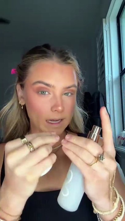 Anastasia Beverly Hills Impeccable Blurring Setting Spray