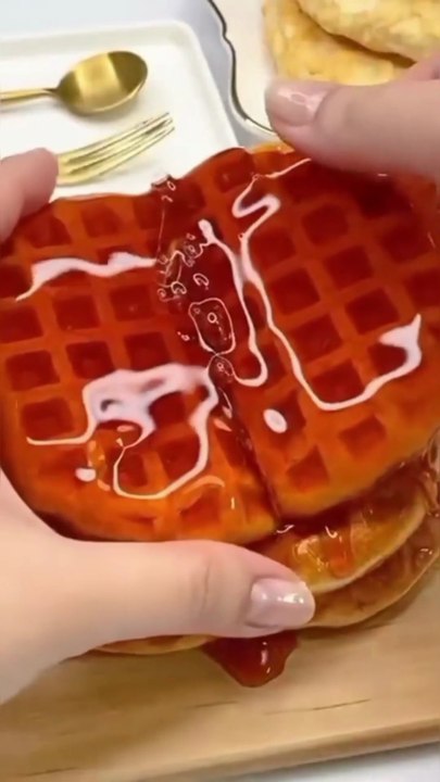 Welcome to a world of oddly satisfying visuals
