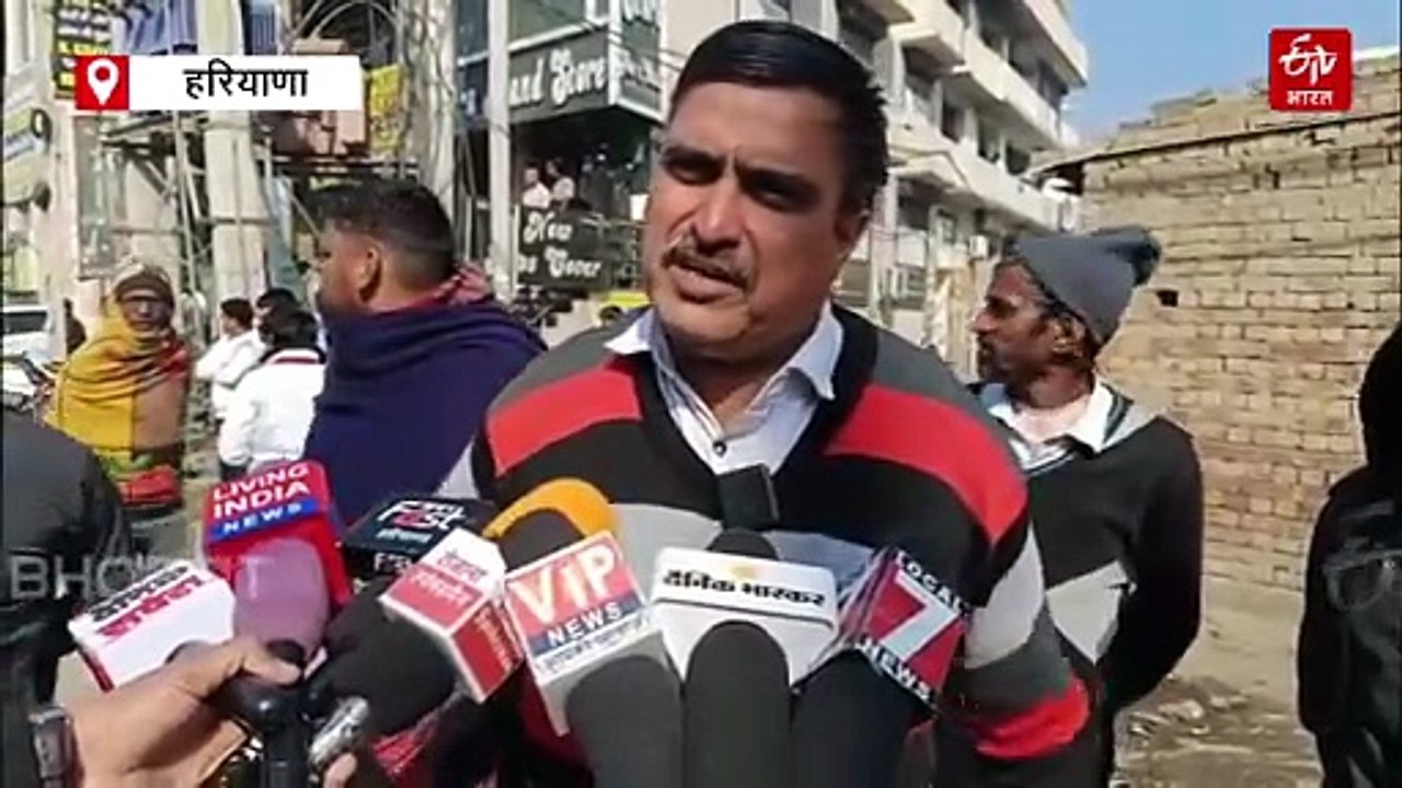 भिवानी में ऑटो रिक्शा ड्राइवरों का विरोध-प्रदर्शन, भारी-भरकम टैक्स और मनमाने चालान को रद्द करने की मांग