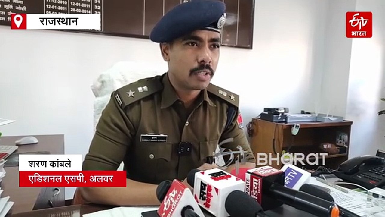 अलवर में खुलेआम अवैध खनन: अरावली पहाड़ियां हो रही छलनी, ट्रैक्टरों में पत्थर भरकर ले जा रहे माफिया