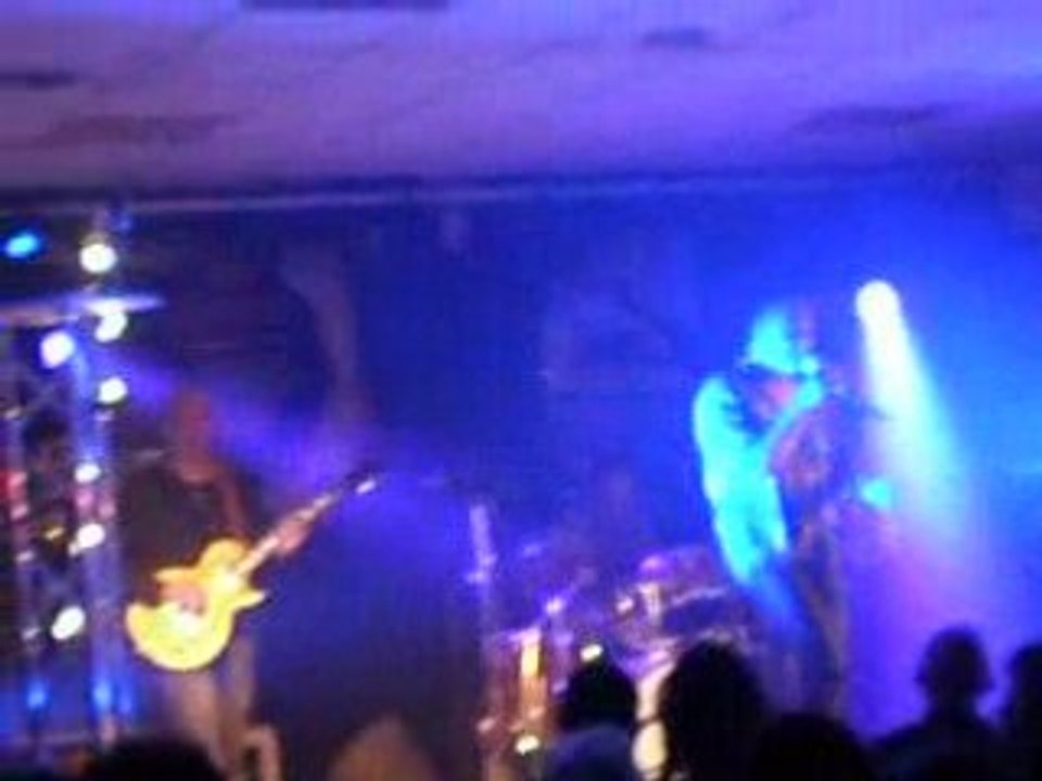 Big Trouble ( A tribute to Led Zeppelin )-Heartbeaker