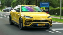 Lamborghini Urus with Custom Exhaust - Accelerations Sounds & Revs !