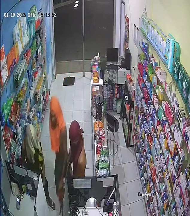 Criminosos armados com espingarda assaltam farmácia em Boca da Mata