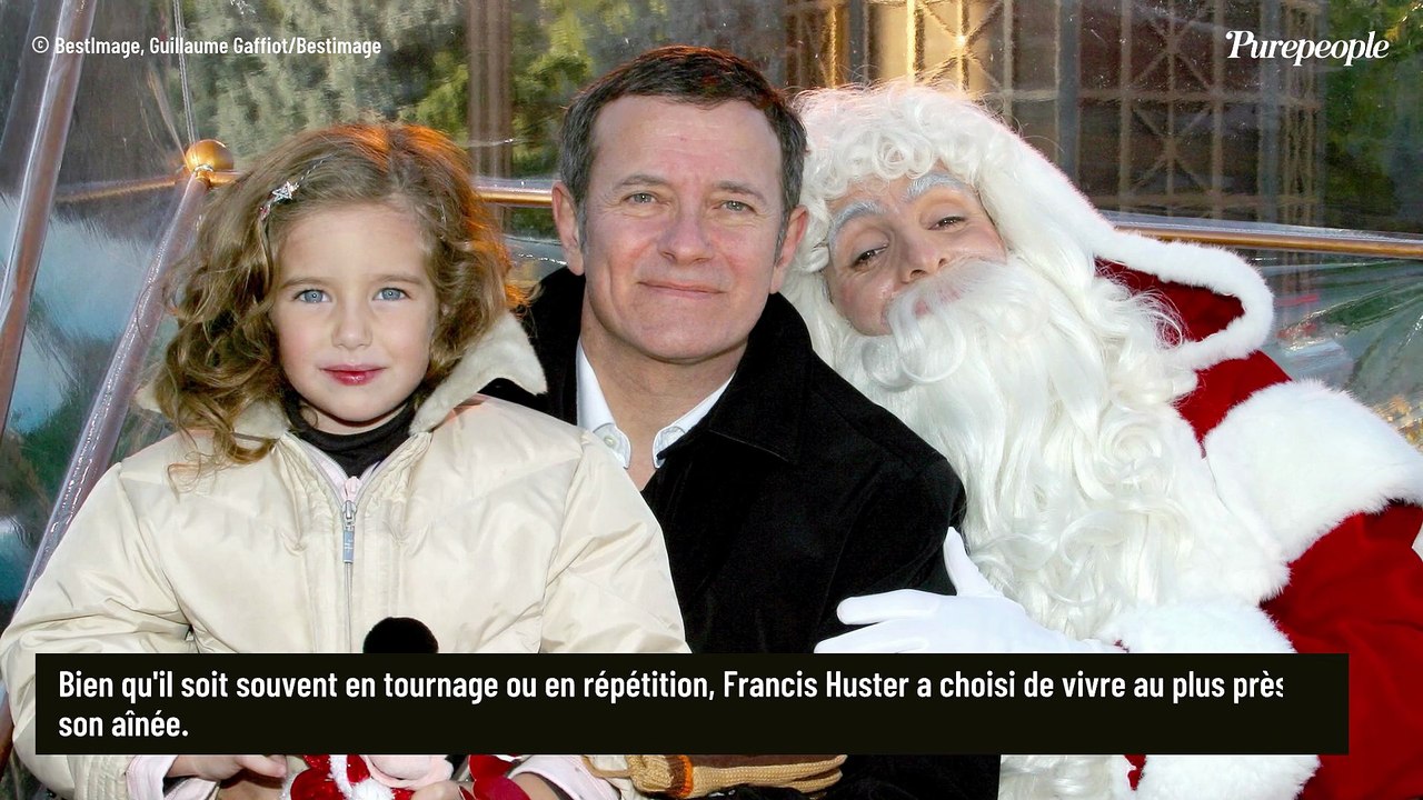 Francis Huster heureux de vivre à Paris : sa fille Elisa, dont la mère est Cristiana Reali, vit très très proche de lui