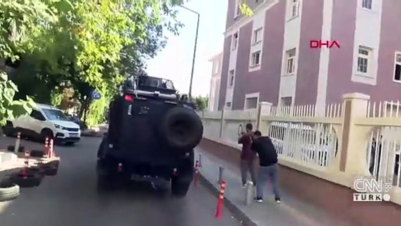 İzmir'de 3 polisi şehit eden 16 yaşındaki saldırgan DAEŞ'ten talimat almış: İstenen cezalar belli oldu