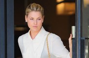 Ali Larter robó algunas de las prendas de su personaje Landman