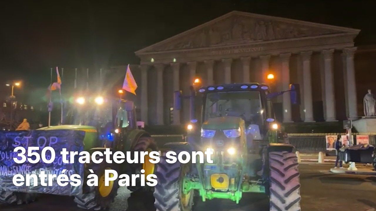 Colère des agriculteurs: un cortège de tracteurs positionné devant l'Assemblée nationale