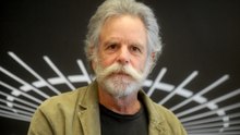 グレイトフル・デッド創設メンバー、ボブ・ウィアーが78歳で死去
