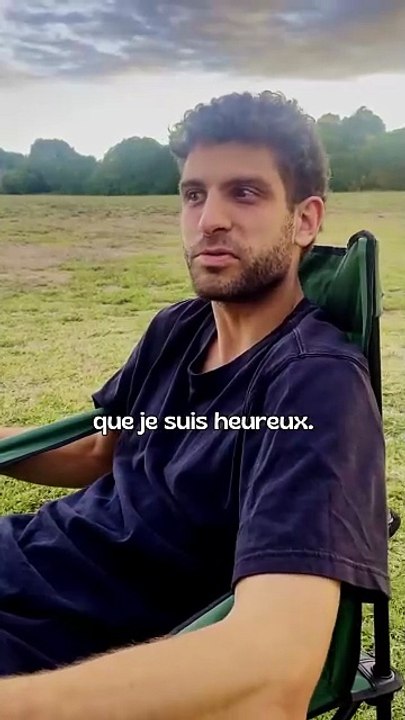 Je suis heureux ：)
