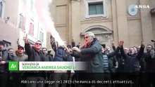 Tassisti in protesta a Montecitorio: "Piattaforme incontrollate danneggiano anche gli utenti"