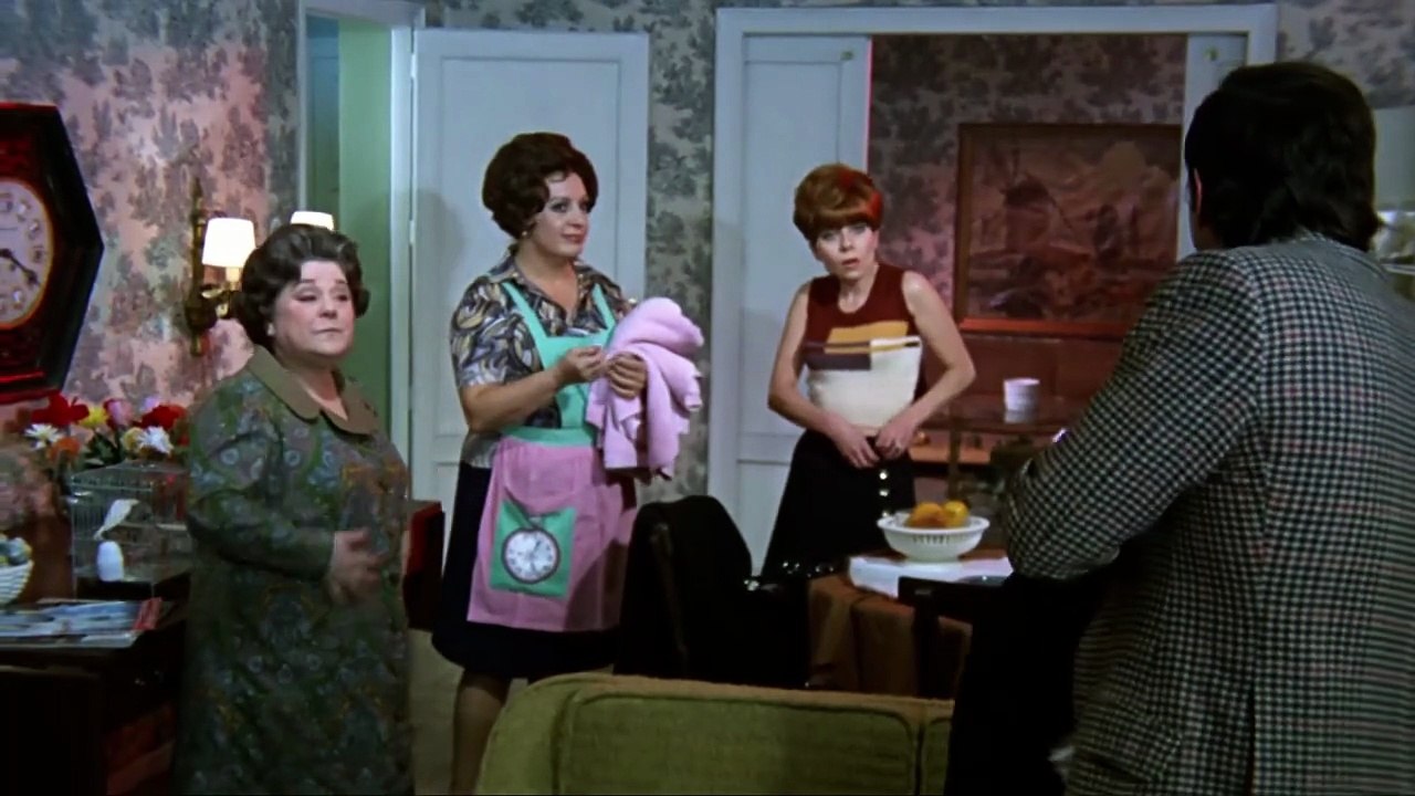 Venta por Pisos - Concha Velasco, José Luis López Vázquez, Antonio Ozores - (Mariano Ozores 1972)