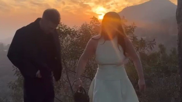 Dreamy proposal: Girl gets surprised with a sunset proposal at Griffith Observatory