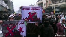 Migliaia di curdi denunciano "atrocità" truppe governative ad Aleppo