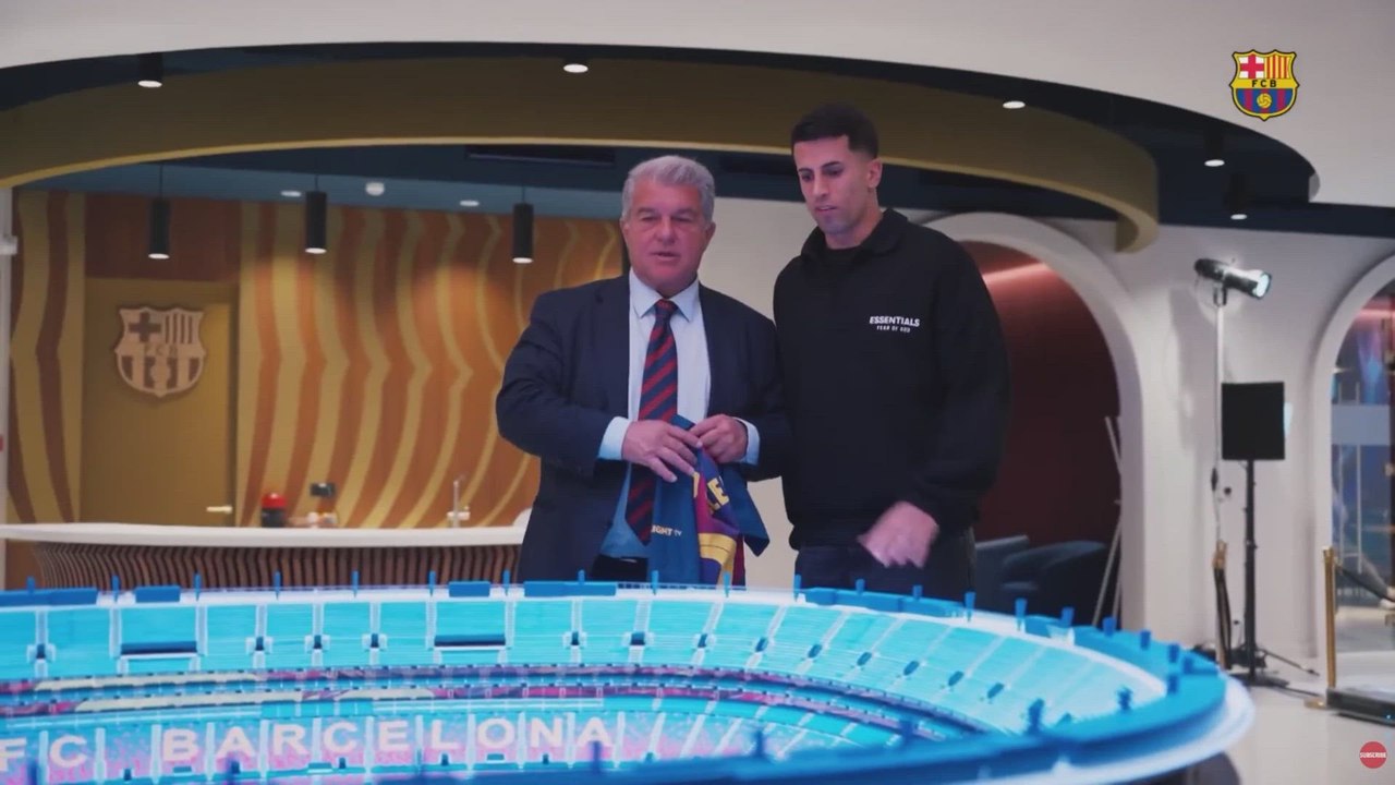 Joao Cancelo, presentación completa como nuevo fichaje del FC Barcelona: firma, rueda de prensa... | Acto completo