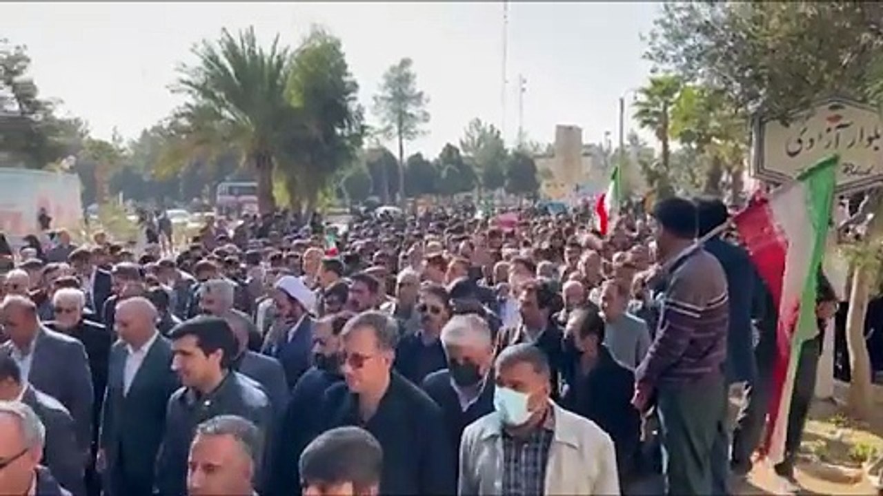 La OTAN vigila "día a día" la crisis en Irán mientras Trump anima a "tomar las instituciones"