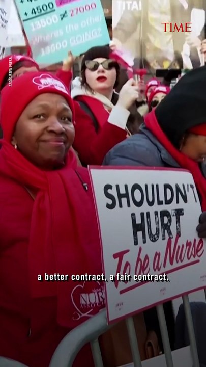 Thousands of New York City Nurses Strike for the Second Day