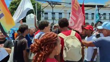 Vereador é expulso de manifestação após tentar participar de protesto contra a tarifa de ônibus em Salvador