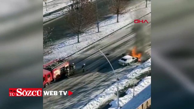 Diyarbakır'da seyir halindeki otomobil alev alev yandı