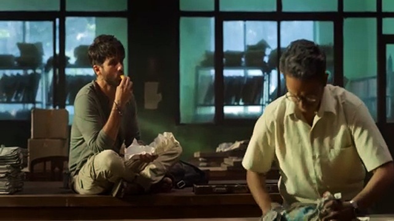 Farzi_S01_EP02_720p