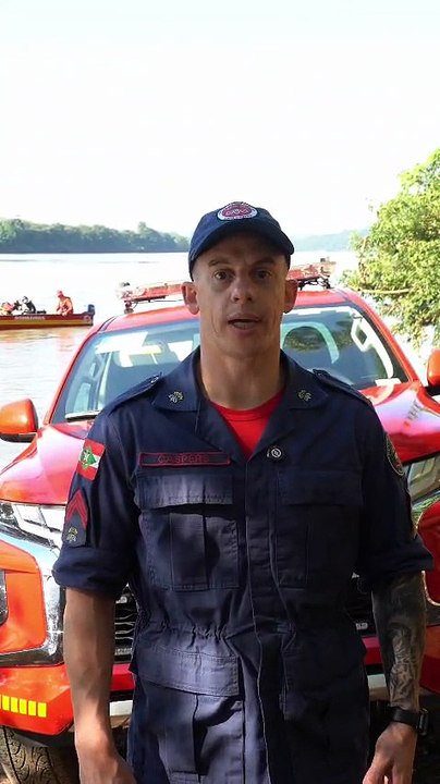 Jovem pescador de 22 anos desaparece misteriosamente após mergulhar em rio