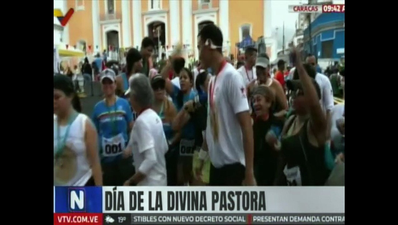 Feligreses se concentran en el Casco Histórico para venerar a la Virgen de la Divina Pastora