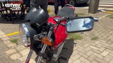 Batida entre carro e moto deixa jovem ferido no bairro Brasília em Cascavel