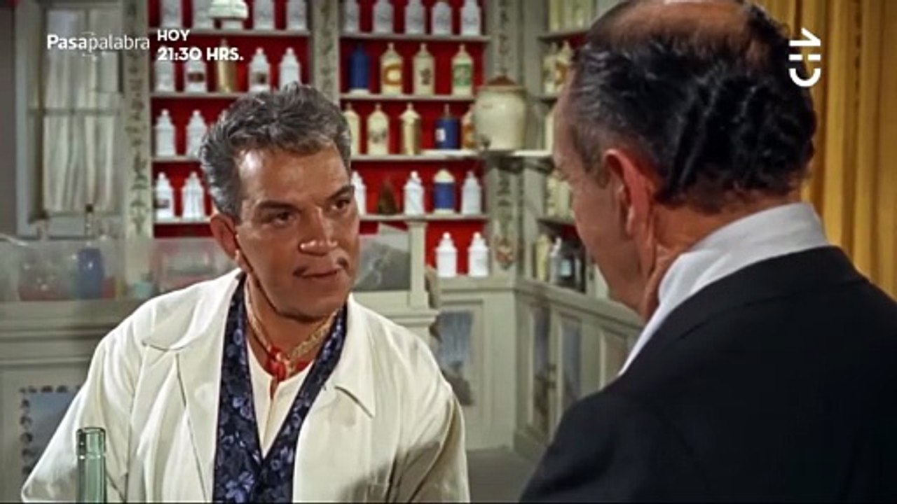 Por mis pistolas (1968) Catinflas, Isela Vega, Gloria Coral y Carlos Cardan.