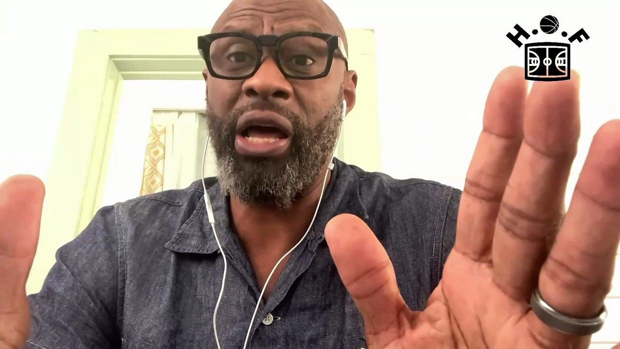 GENE SMITH ( EXECUTIVE NIKE/JORDAN BRAND)