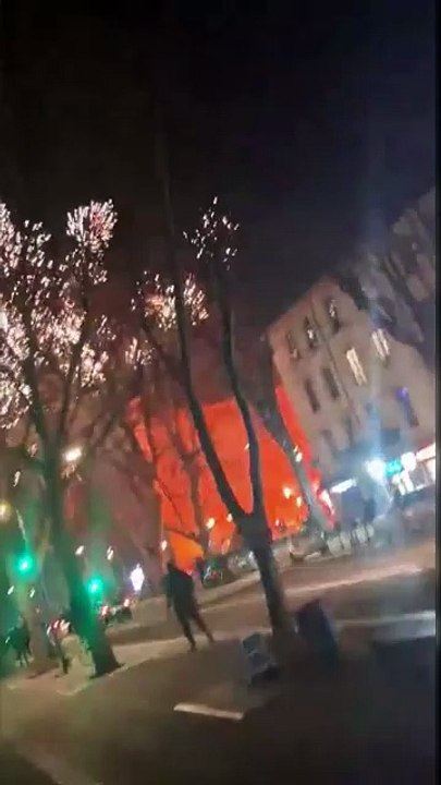 Feu d'artifice à Nîmes (Gard) : le Maroc vient de se qualifier en finale de la CAN (Coupe d'Afrique des Nations)