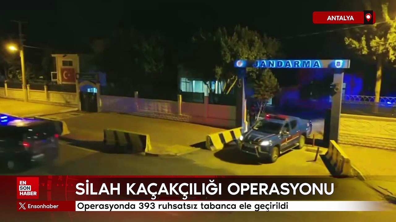Antalya’da düzenlenen silah kaçakçılığı operasyonunda 393 ruhsatsız tabanca ele geçirildi