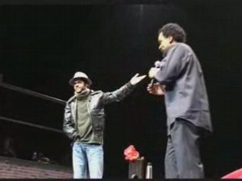 Jamel Debbouze Soutient Dieudonné Au Zenith (12/2004)