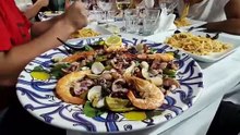 Il MIGLIORE RISTRORANTE di PESCE in ALBANIA – Taverna Filipi
