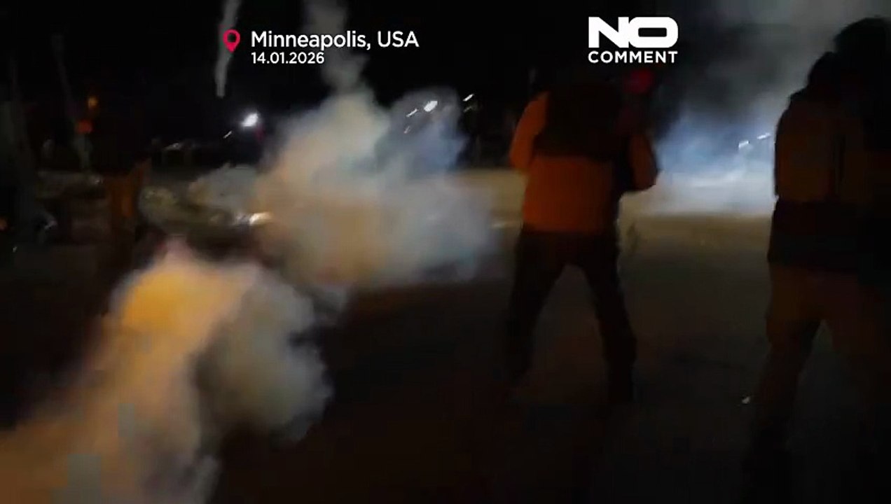 США: Протесты в Миннеаполисе после того, как аг...