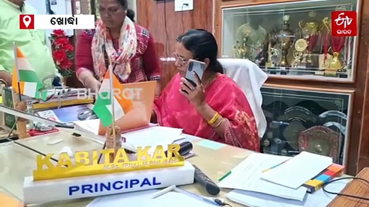 7 ଦିନର ଅବଧି ପରେ ଖୋଲିଲା ଖୋର୍ଦ୍ଧା ନବୋଦୟ ବିଦ୍ୟାଳୟ;  ତଥାପି ଛାଡିନି ଜଣ୍ଡିସ ଭୟ