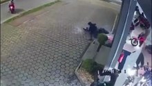 Thieves flee with more than 10 motorcycles after breaking into a Bajaj dealership in Brazil